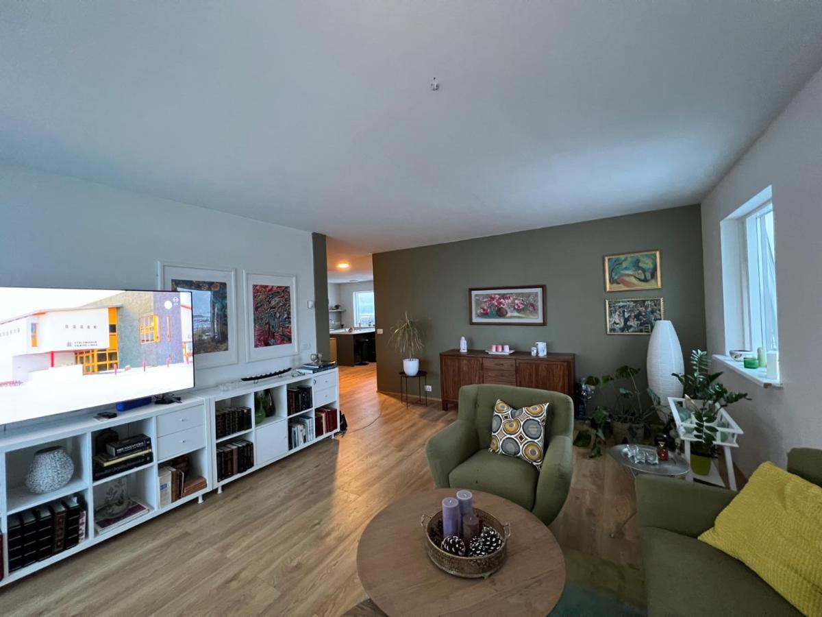 Jm Homestay - A Cozy Two Bedroom Apartment Reykjavik Ngoại thất bức ảnh